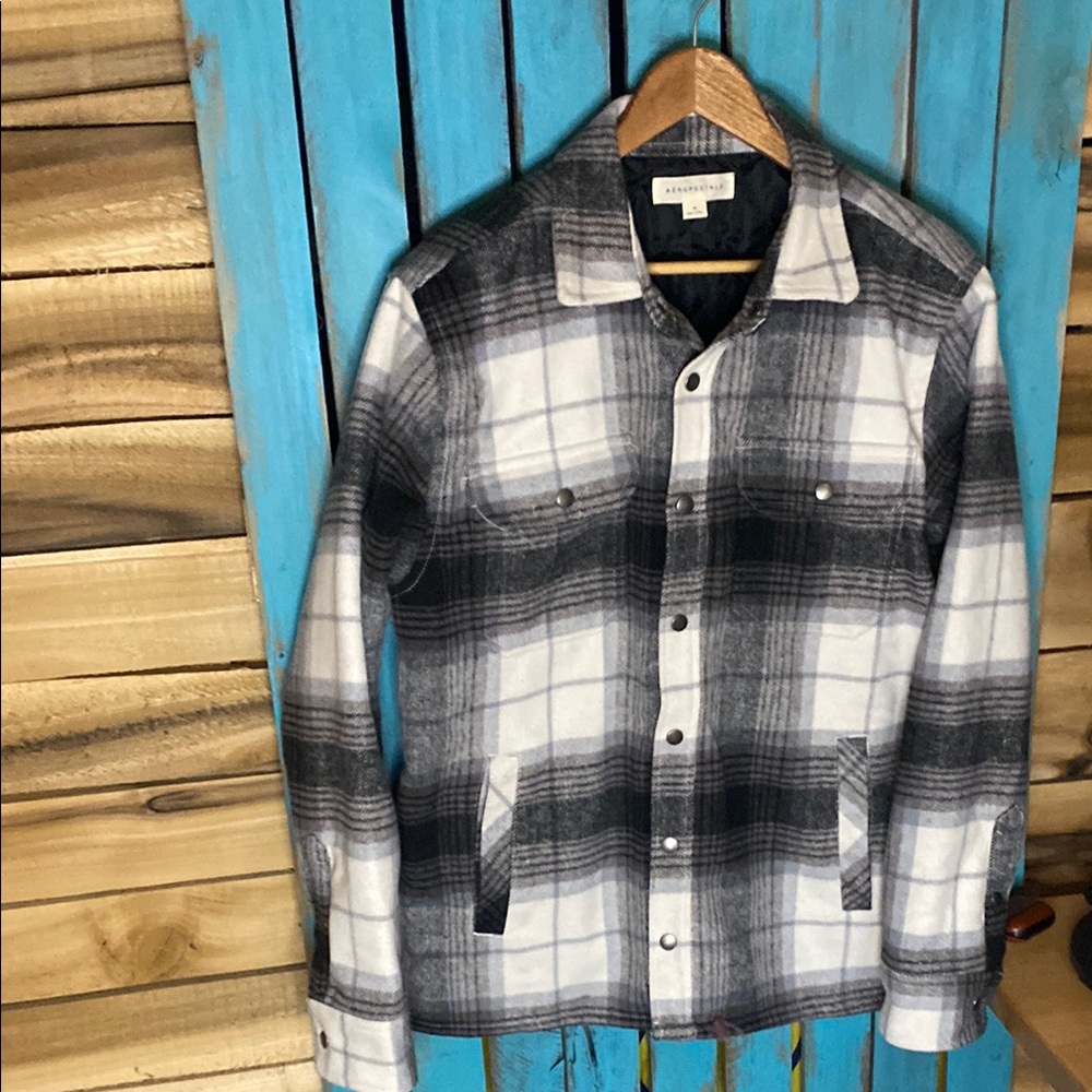 Aeropostale Black and White Plaid Jacket size medium snap up quilted lining